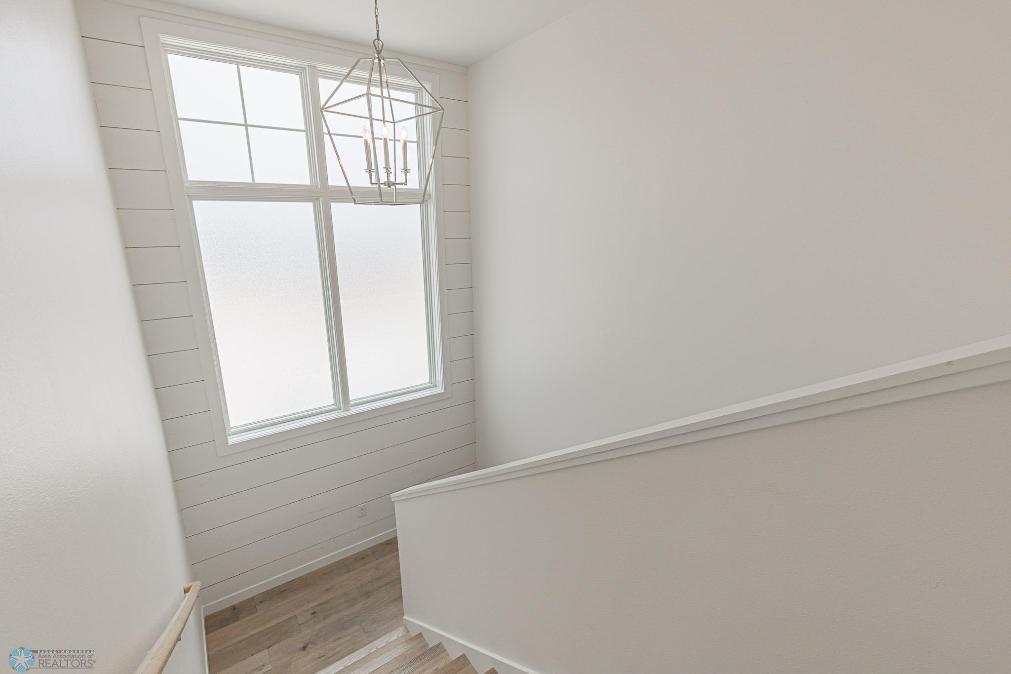 3251 Oak Ridge Loop E, West Fargo, ND-18.jpg