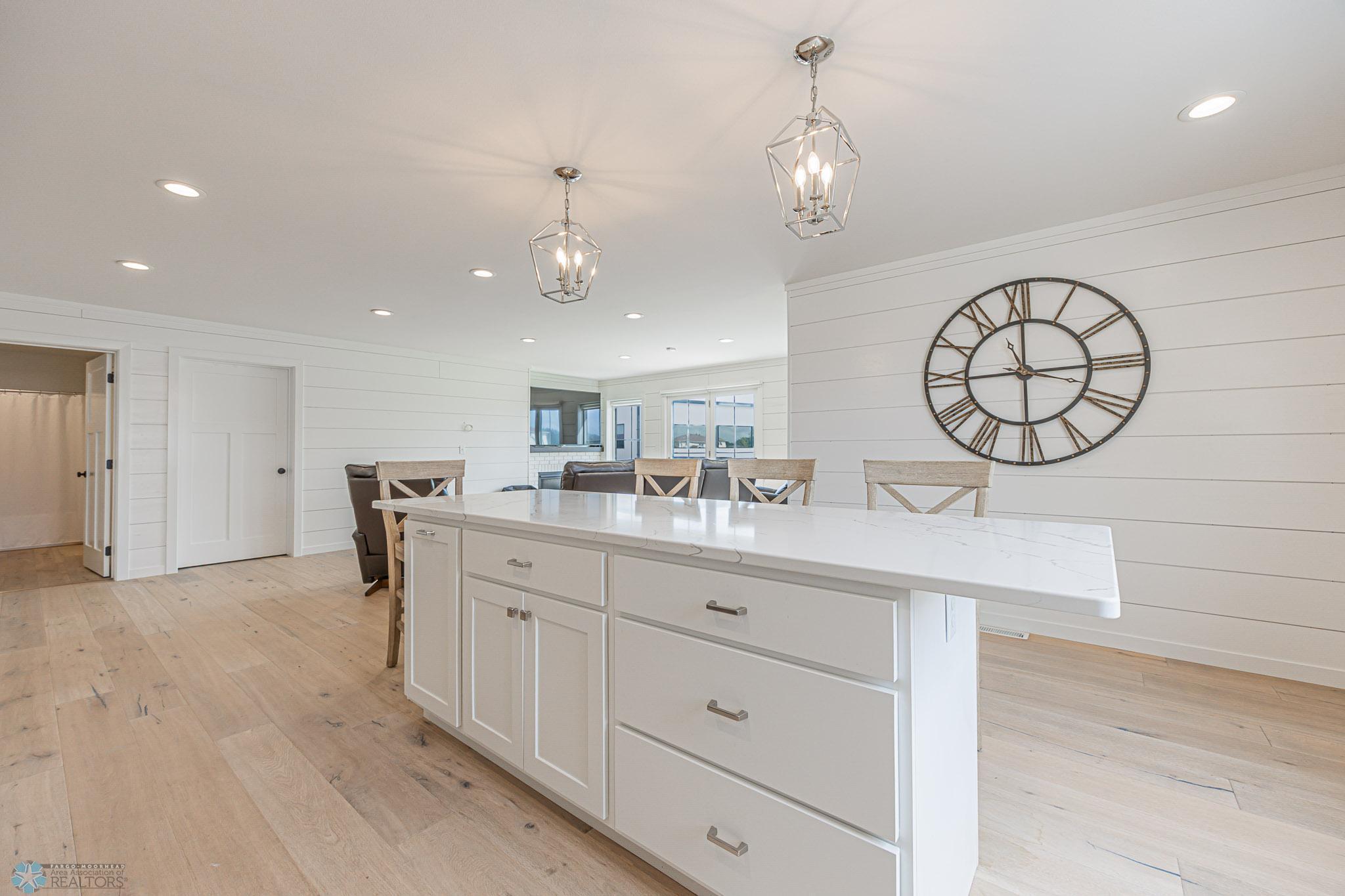 3251 Oak Ridge Loop E, West Fargo, ND-12.jpg