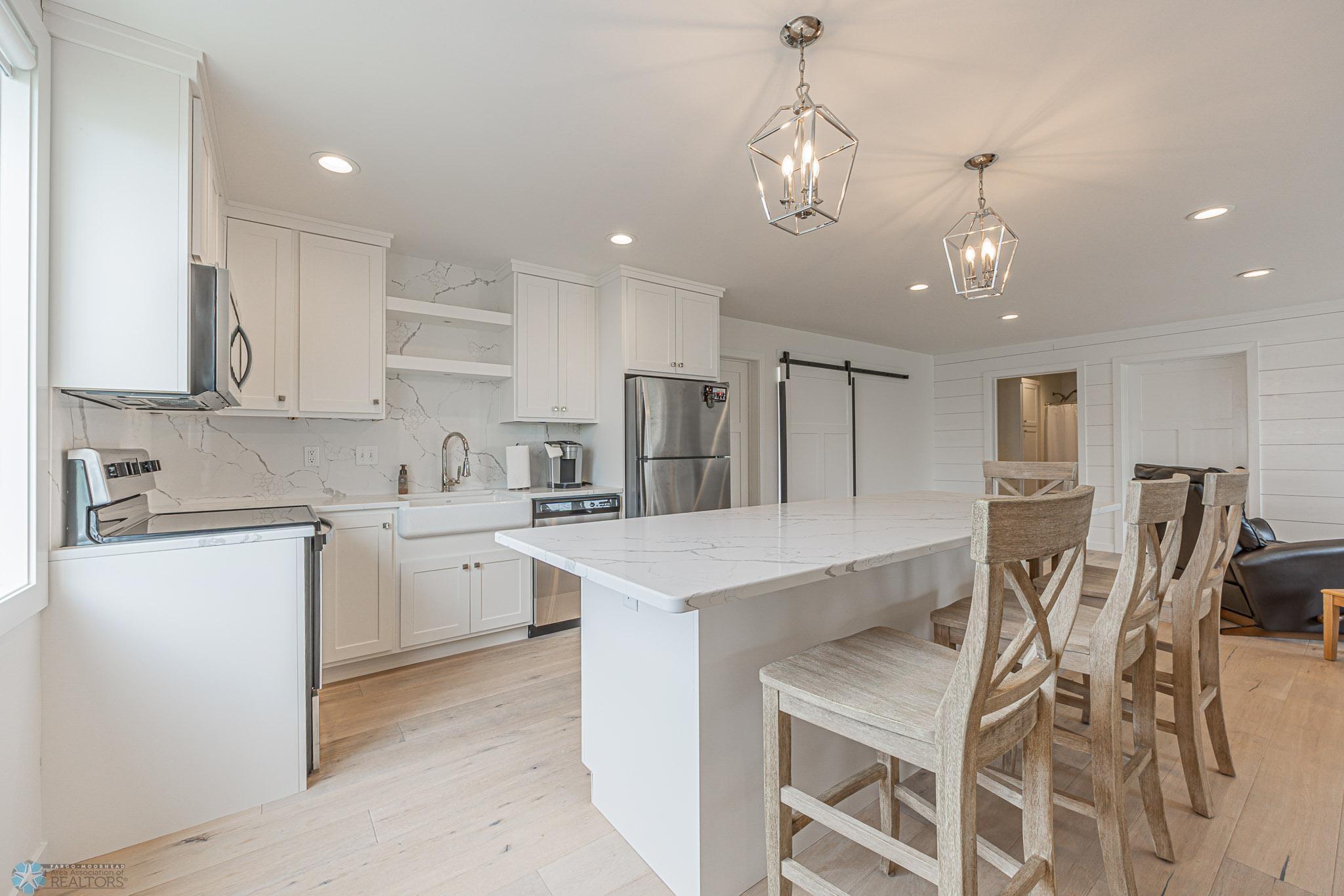 3251 Oak Ridge Loop E, West Fargo, ND-10.jpg