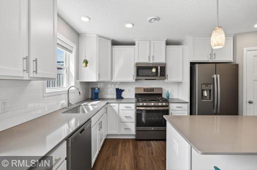 2172 Island Court, Hugo, MN 55038