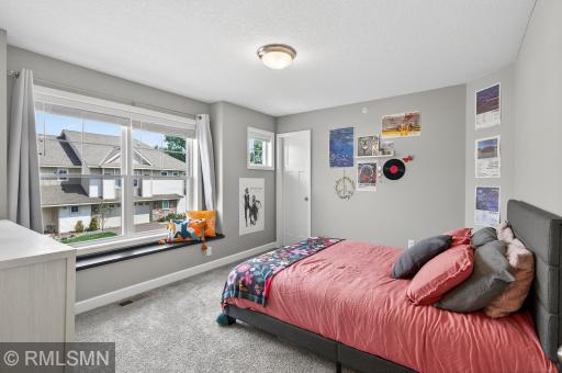 2172 Island Court, Hugo, MN 55038
