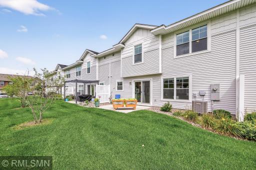 2172 Island Court, Hugo, MN 55038