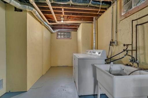 310 Wilson Avenue NE, Saint Cloud, MN 56304