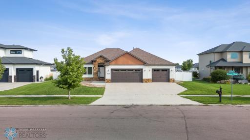 Photo for 6511 Osgood Parkway S, Fargo, ND 58104 - listing #6776658 6511 Osgood Parkway S, Fargo, ND 58104