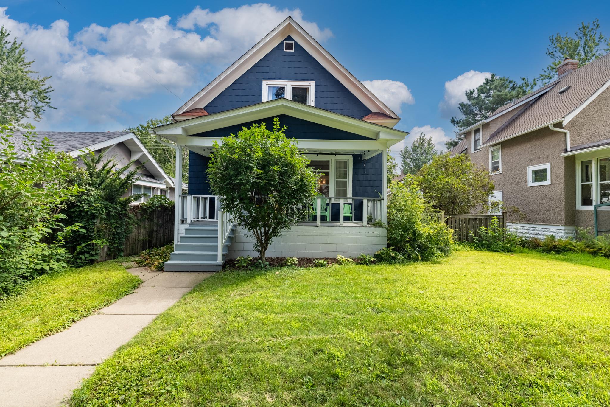 4017 Elliot Ave.