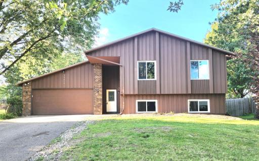 14624 92nd Place N, Maple Grove, MN 55369