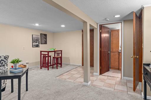 1380 Parkwood Drive, Saint Paul, MN 55125