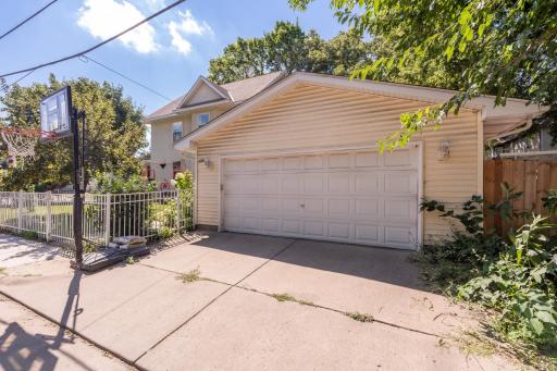 1106 E 22nd Street, Minneapolis, MN 55404