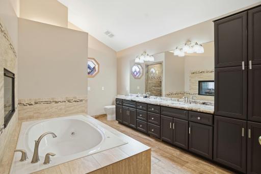 Upper Level Primary Bath