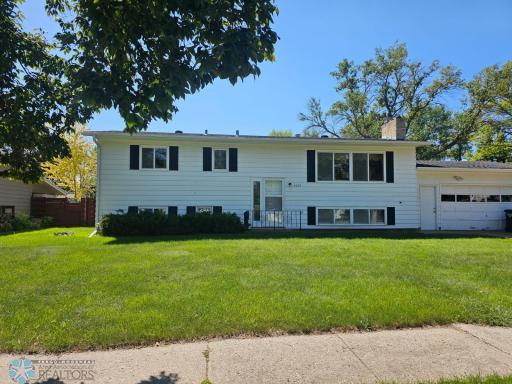 1008 24th Avenue S, Fargo, ND 58103
