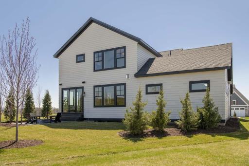 Robert Thomas Homes_Exteriors_5280 Rolling Hls Pkwy_008.jpg