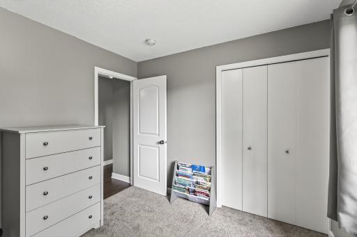 7400 Ivystone Avenue S, Cottage Grove, MN 55016