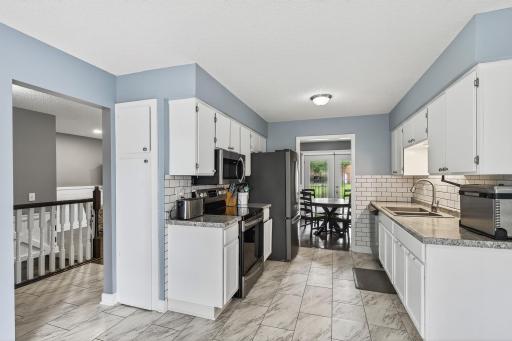 7400 Ivystone Avenue S, Cottage Grove, MN 55016