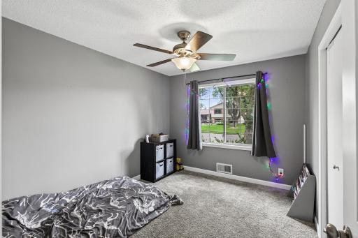 7400 Ivystone Avenue S, Cottage Grove, MN 55016