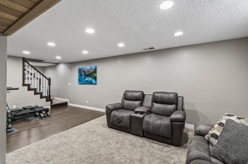 7400 Ivystone Avenue S, Cottage Grove, MN 55016