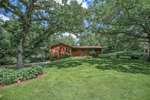 4540 Lenore Lane, Saint Paul, MN 55122