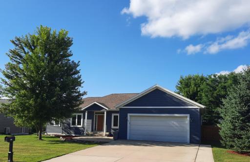 301 7th Street NW, New Richland, MN 56072