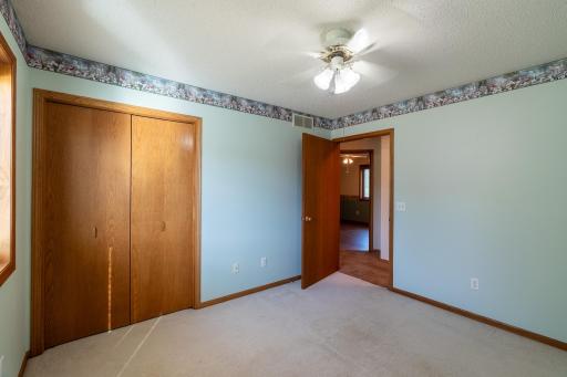 901 9th Avenue SE, Waseca, MN 56093