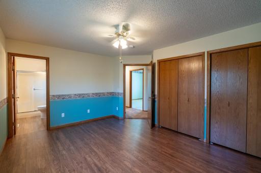 901 9th Avenue SE, Waseca, MN 56093