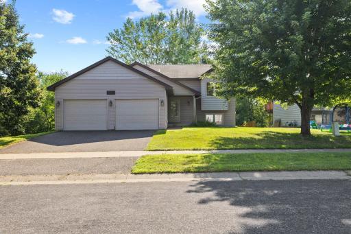 716 Park Brook Road NW, Isanti, MN 55040