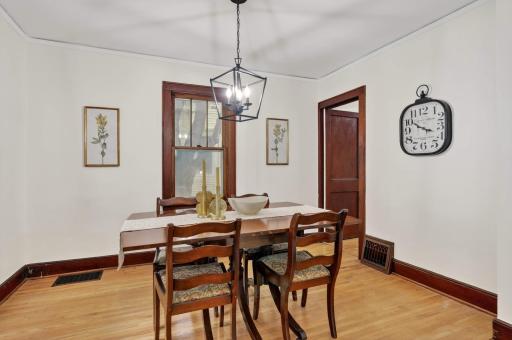 603 Cook Avenue E, Saint Paul, MN 55130