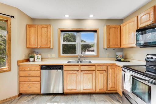 18580 Elgin Avenue, Farmington, MN 55024