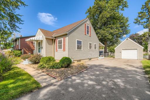 822 5th Street W, Hastings, MN 55033