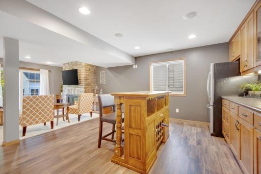 8766 Troy Marquette - Custom Bar in Lower Level