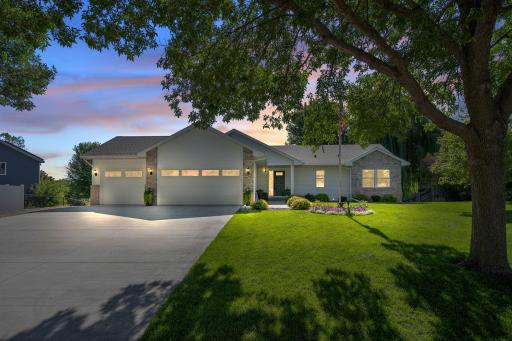 8766 Troy Marquette - Imagine Coming Home to this Every Night