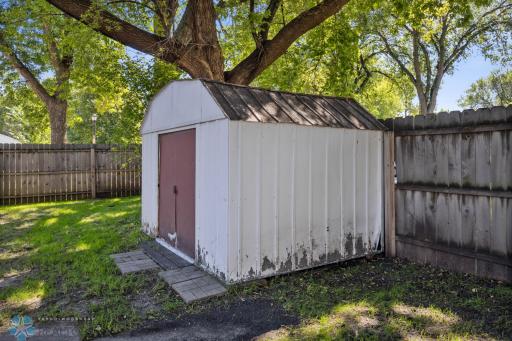 1402 11th Street N, Fargo, ND 58102