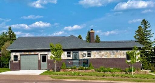 206 N Broadway Avenue, Grand Marais, MN 55604