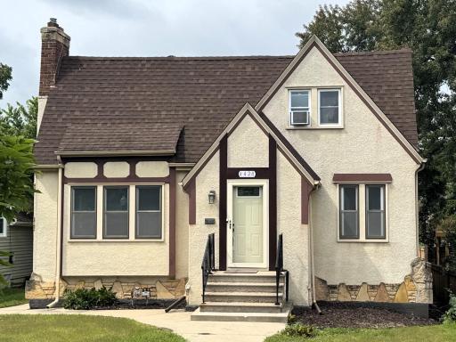 Welcome to your new home at 4428 Park Avenue!