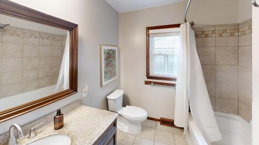 2022 Grand Avenue, Albert Lea, MN 56007