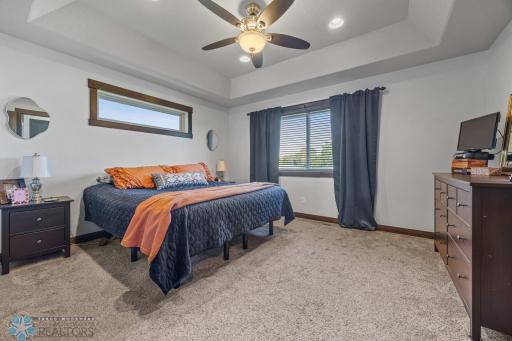 408 Sequoia Drive, Mapleton, ND 58059