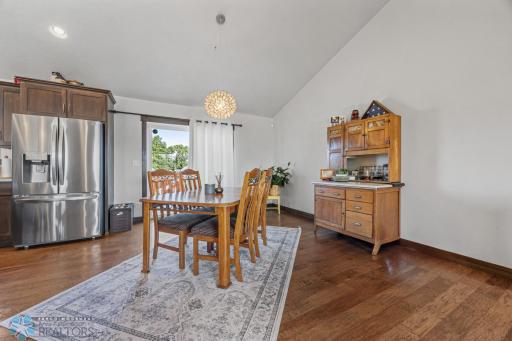 408 Sequoia Drive, Mapleton, ND 58059