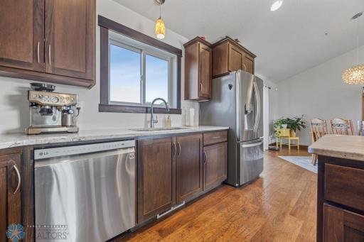 408 Sequoia Drive, Mapleton, ND 58059