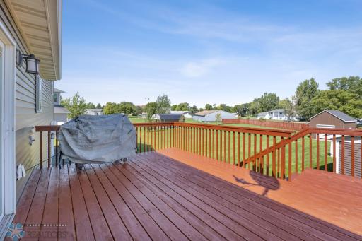 408 Sequoia Drive, Mapleton, ND 58059