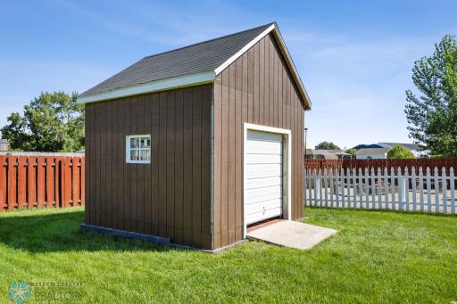 408 Sequoia Drive, Mapleton, ND 58059