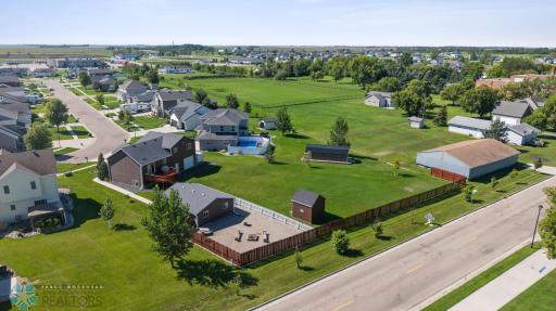 408 Sequoia Drive, Mapleton, ND 58059