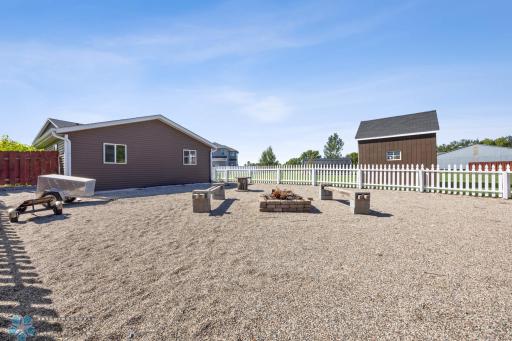 408 Sequoia Drive, Mapleton, ND 58059
