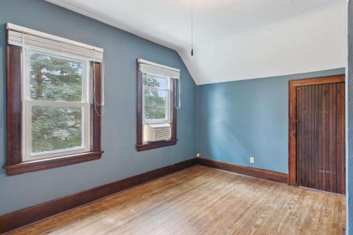 2371 14th Avenue E, Saint Paul, MN 55109