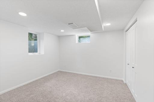 8409 67th Avenue N, Minneapolis, MN 55428