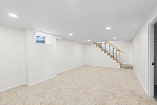 8409 67th Avenue N, Minneapolis, MN 55428