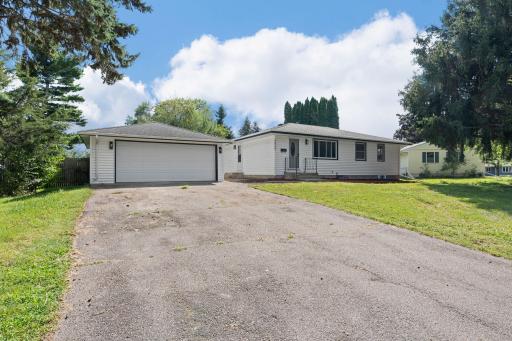 8409 67th Avenue N, Minneapolis, MN 55428