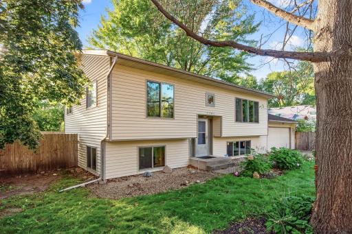7701 Girard Avenue N, Minneapolis, MN 55444