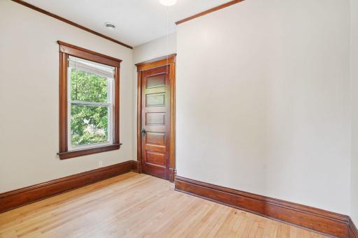 617 4th Street NE, Minneapolis, MN 55413