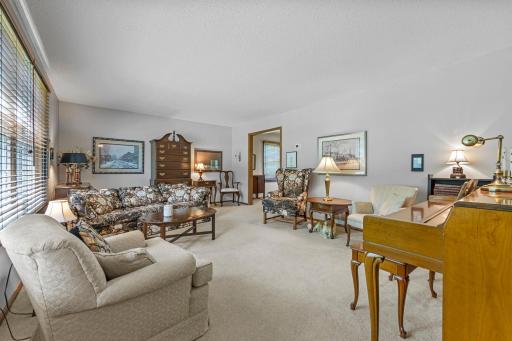 4466 Victoria Street N, Saint Paul, MN 55126