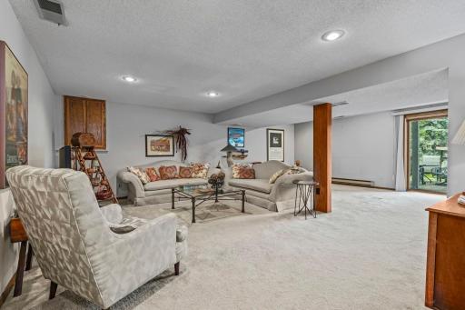 4466 Victoria Street N, Saint Paul, MN 55126