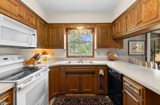 4466 Victoria Street N, Saint Paul, MN 55126