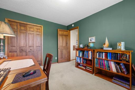 4466 Victoria Street N, Saint Paul, MN 55126